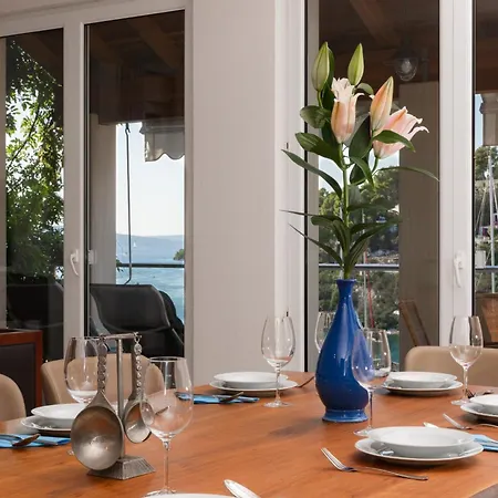 Villa Philippa - Luxurious Five-room On The Island Of Brac - Idyllic Location Right By The Sea - Incredible View Of The Sea Bay - Vip Services - Buralux Properties Sutivan