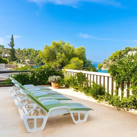 Philippa - Luxurious Five-room On The Island Of Brac - Idyllic Location Right By The Sea - Incredible View Of The Sea Bay - Vip Services - Buralux Properties Villa *